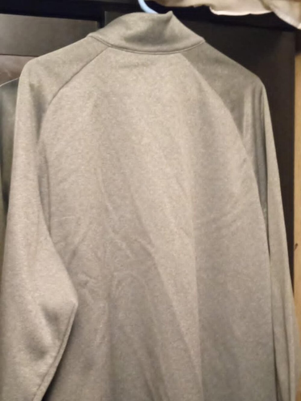 nike dri fit 1/2 zip pullover xxl has a person's name inside - Picture 2 of 3